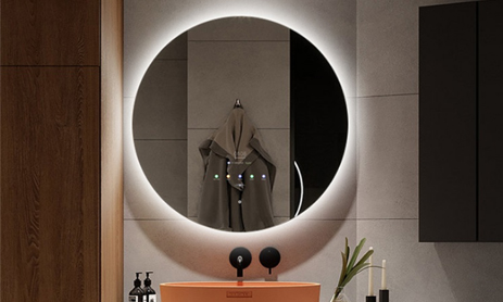 Fitbathmirror a développé le premier miroir de salle de bain rétroéclairé intelligent